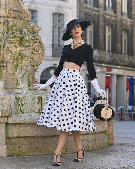 Skirt And Cardigan, Polka Dots Skirt, The Pretty Dress Company, 1950’s Style, 1950’s Fashion, Vintage Fashion Photography, Rockabilly Fashion, Fashion Lady, Vintage Cardigan