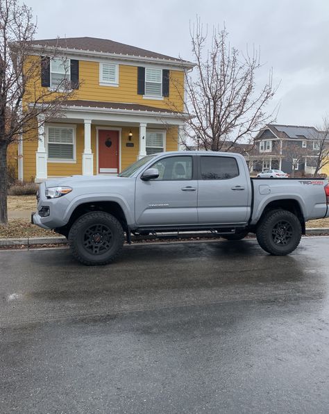 Gray Tacoma, Tacoma Build, 4runner Accessories, Tacoma Toyota, Toyota Tacoma 4x4, Tacoma 4x4, 2017 Toyota Tacoma, Tacoma World, Toyota Tacoma Sr5