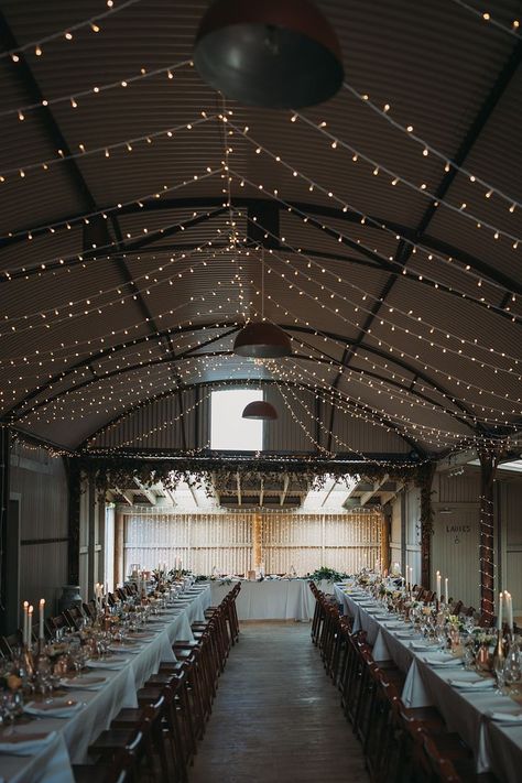 Rustic Shed Wedding, Tin Wedding Decor, Shed Wedding Ideas, Wedding In Shed, Shed Wedding Decorations, Shed Wedding Reception Decoration, Farm Shed Wedding, Machine Shed Wedding Reception, Shed Wedding Reception