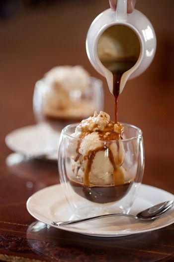 I Love Coffe, Affogato Coffee, The Saturday Evening Post, Coffee Varieties, Popular Drinks, Thanksgiving Food Desserts, Pumpkin Recipes Dessert, Saturday Evening Post, Evening Post