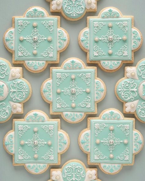 Tile Cookies, Blue And White Tile, Pearl Sugar, Baking Business, Sugar Art, White Tiles, Cookie Designs, Tiffany Blue, Pretty Food