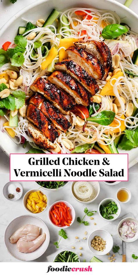 This light and healthy vermicelli noodle salad with grilled chicken and sesame dressing is loaded with fresh flavors, colors, and texture. Most Popular Dinner Recipes, Skillet Suppers, Steamed Clams Recipe, Asian Noodle Salad Recipe, Teriyaki Chicken Salad, Chicken Vermicelli, Keto Skillet, Vermicelli Salad, Vermicelli Recipes