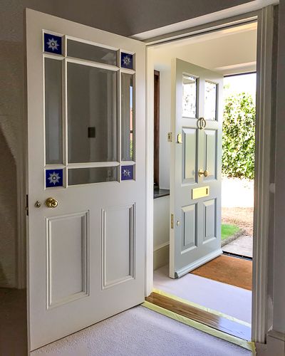 Victorian vestibule internal door t Victorian Porch Doors, Vestibule Door Ideas, Internal Front Door Entrance, Internal Porch Door Ideas, Internal Front Door, Victorian Glass Door, Glass Porch Door, Victorian Back Door, Porch Door Ideas Entrance