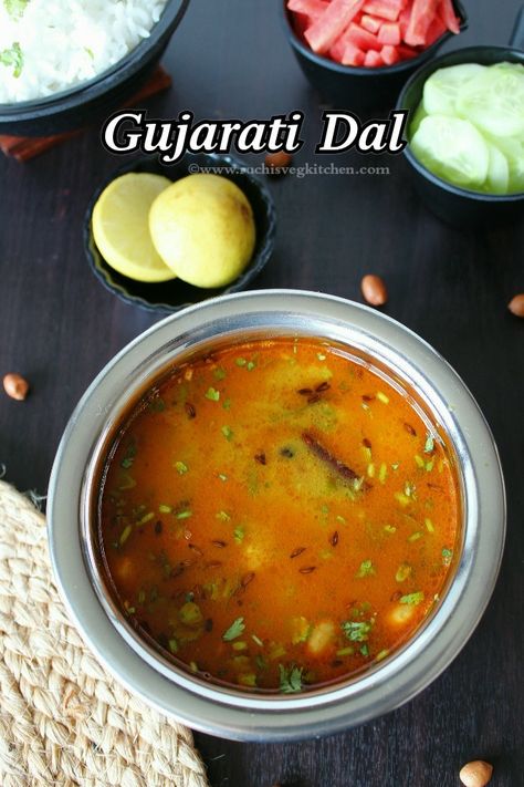 Gujarati Dal, Aloo Curry, Deep Fried Recipes, Vegetarian Platter, Dried Chillies, Dal Recipe, Best Vegetarian Recipes, Gujarati Recipes, Sour Taste