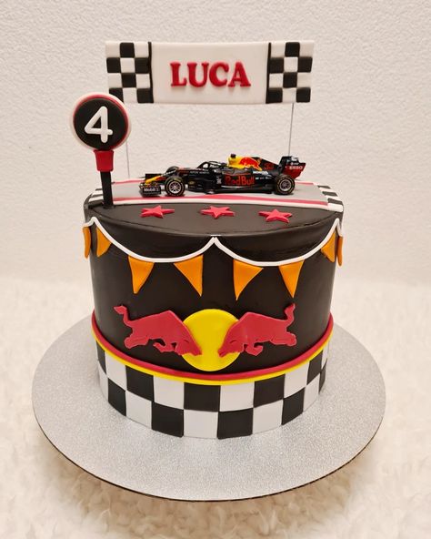 Enjoy! Cake Moto, Red Bull Cake, Pokemon Party Decorations, Racing Cake, Bike Cakes, Racing Theme, Cars Birthday Cake, Orange Chocolate Cake, Race Car Birthday Party