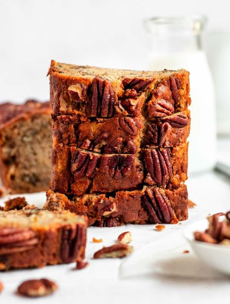 Pecan Banana Bread Banana Bread Without Sugar, Banana Pecan Bread Recipe, Pecan Banana Bread, Cooking And Baking Recipes, Banana Pecan Bread, Flours Banana Bread, Sugared Pecans, Moist Banana Bread, Dried Bananas