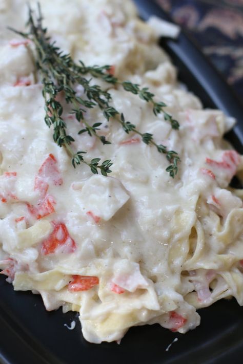 Crab Fettuccine Alfredo - Snowflakes & Coffeecakes Cooking School Crab Fettuccine Alfredo, Crab Fettuccine, Crab Alfredo, Fresh Egg Noodles, Fresh Egg, Visual Recipes, Braised Short Ribs, Fettuccine Alfredo, Beef Short Ribs