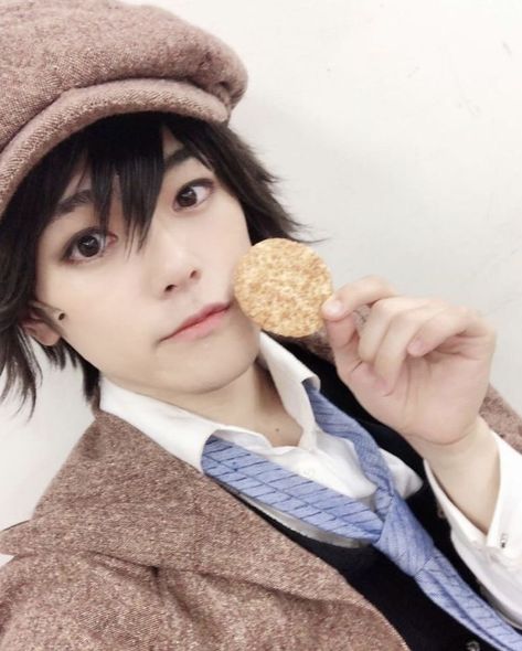 Ranpo Stage Actor, Bungou Stray Dogs Stage Play, Ranpo Cosplay, Bsd Stageplay, Rampo Edogawa, Bsd Cosplay, Self Portrait Drawing, Edogawa Ranpo, Stage Actor