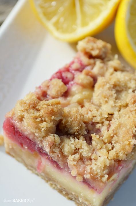 Lemon Oat Bars, Lemon Curd And Raspberry Dessert, Raspberry Lemon Crumble Bars, Raspberry Lemon Recipes, Raspberry Lemon Bars, Rasberry Lemon Bars, Raspberry Desserts Healthy, Lemon Raspberry Desserts, Lemon Raspberry Bars