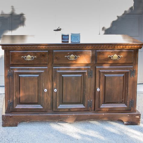 A Buffet Furniture Makeover - DecoArt LLC Buffet Cabinet Vintage, Buffet Server Makeover, Restored Buffet Cabinet, Buffet Makeover Before After, Old Buffet Makeover Ideas, Buffet Cabinet Makeover, Diy Buffet Cabinet, Painted Buffet Ideas, Diy Buffet Table