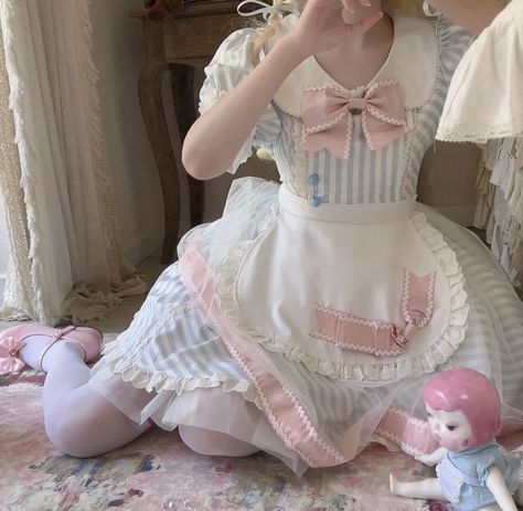 Pink Maid Dress, Kawaii Aesthetic Pink, My Melody Aesthetic, Melody Aesthetic, Cute Kawaii Aesthetic, Cute Costumes, Maid Dress, Kawaii Aesthetic, Aesthetic Pink