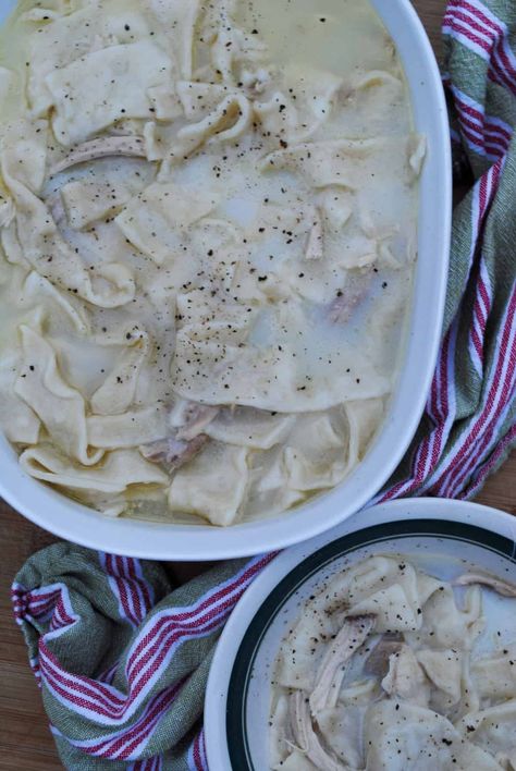 Old fashioned chicken and dumplings - Eat Well Spend Smart Old Fashioned Chicken And Dumplings, Cheap College Meals, Cheap Camping Meals, Meat Pasta Recipes, Cheap Paleo Meals, Healthy Food On A Budget, Cheap Vegetarian Meals, Tasty Chicken Recipes, Fall Recipe Ideas