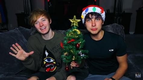 Sam And Colby Christmas, Colby And Sam, Colby Brock, Sam And Colby, Colby, Christmas Wallpaper, Christmas