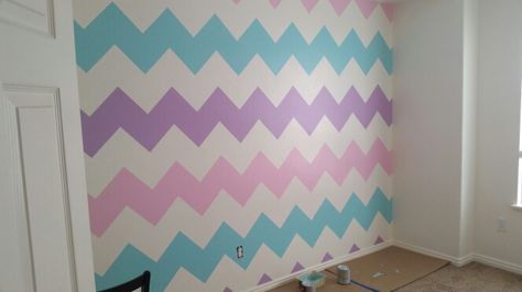 Zig Zag Wall Paint, Zig Zag Painted Walls, Zig Zag Wall, Painted Walls, Pretty Room, My Hubby, Reading Corner, Wall Paint, Zig Zag