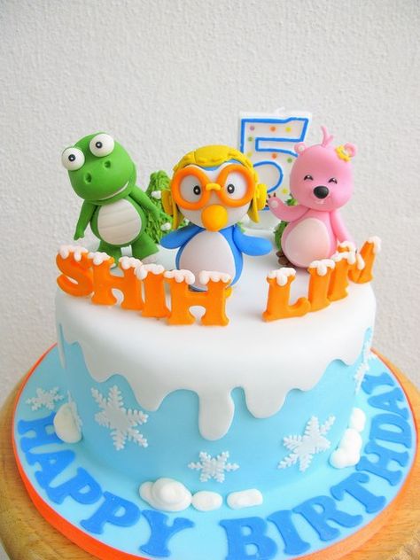 Another Pororo cake, with Crong and Loopy by joannefam, via Flickr Pororo Cake, Fondant Art, Birthday Deco, Baby Birthday Cakes, Unique Cakes, Birthday Cake Kids, Birthday Cookies