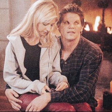 Buffy behind the scenes | Buffy and Angel Buffy Style, Angel Show, Astrid Hiccup, Tv Show Genres, Buffy Summers, David Boreanaz, Joss Whedon, Tv Couples, Sarah Michelle Gellar