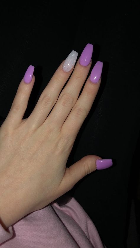 Powder Glitter Nails Acrylics, Matte Nail Polish Colors, Nails Coffin Shape, Girls Nail Designs, Shape Nails, Purple Acrylic Nails, Acrylic Toe Nails, Plain Nails, Sassy Nails