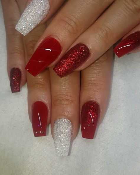 Nails Acrylic Color, Matte Gel Nails, Red And White Nails, Nails With Glitter, White Acrylic Nails, Christmas Nail Art Designs, Nails Christmas, Christmas Nails Acrylic, Thanksgiving Nails