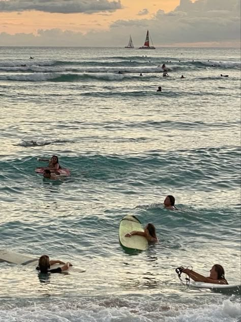 California Surfing Aesthetic, Hawaii Surfing Aesthetic, Surf Lesson Aesthetic, Beach Hike Aesthetic, Surfing Beach Aesthetic, Surfing Vision Board, Surf Vision Board, Surf Competition Aesthetic, Surf Beach Aesthetic