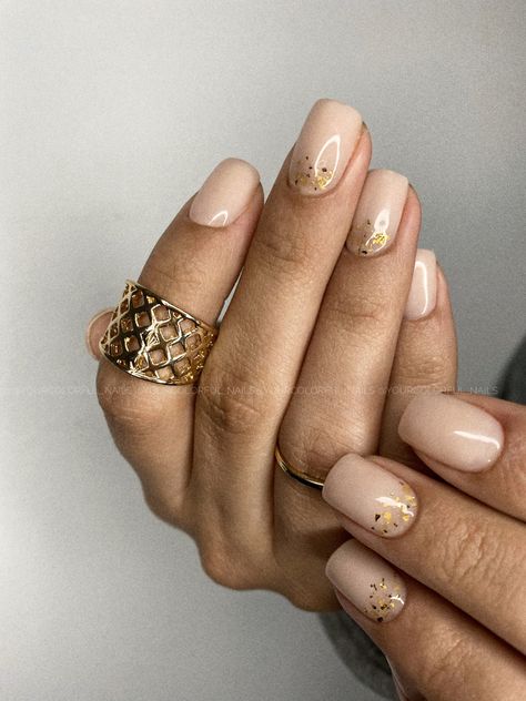 Beige And Gold Nail Designs, Beige And Gold Nails Classy, Gold Beige Nails, Cream Nails With Gold, Gold Foil On Nails, Gold And Beige Nails, Beige Gold Nails, Cream And Gold Nails, Nude And Gold Nail Designs