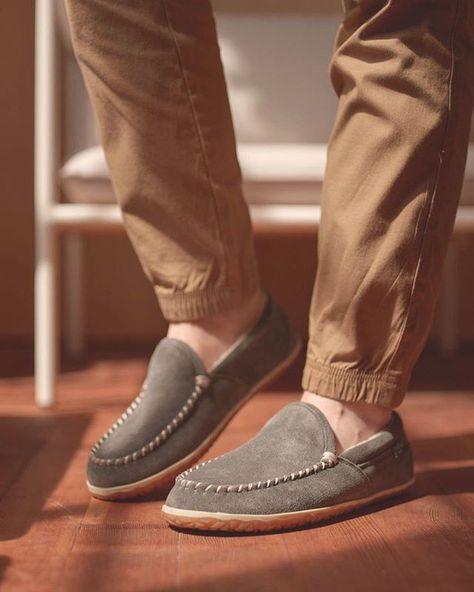 Minnetonka Moccasin Co. (@minnetonkamocc) • Instagram photos and videos Best Loafers, Moccasin Slippers, Mens Training Shoes, Moccasins Mens, Suede Slippers, Men Suede, Moccasins Shoes, Moccasins Slippers, Deer Skin