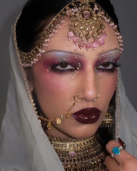 ROWI SINGH⚡️🌻 | Editorial looks but with a South Asian twist 🌹✨🩷 Part 1 of a new series!!! Fusing Zendaya’s Met Gala makeup with Heeramandi 😌 The… | Instagram Rowi Singh Makeup, Heeramandi Look, Zendaya Makeup Looks, Met Gala Makeup, Gala Makeup, Zendaya Makeup, Gothic Makeup, Editorial Makeup, South Asian