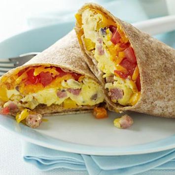 Breakfast Ham 'n' Cheese Egg Wrap Breakfast Ham, Cheese Wraps, Cottage Meals, Breakfast Wrap, Eggs And Cheese, Ham Breakfast, Egg Wrap, Breakfast Rolls, Visual Recipes