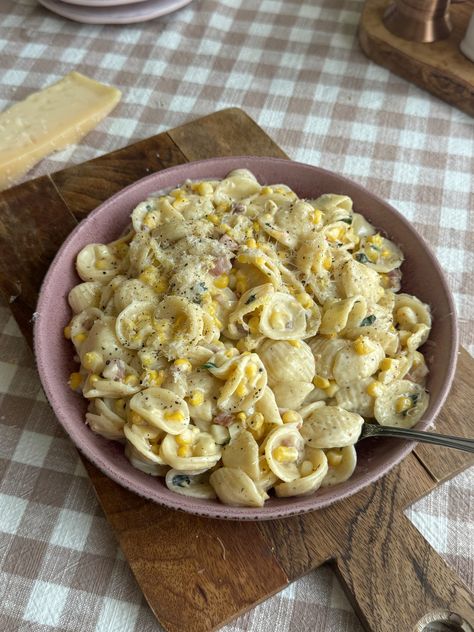 Creamy Corn Pancetta Pasta Pioneer Woman Pasta, Pancetta Pasta, Crispy Brussel Sprouts, Corn Pasta, Sweet Potato Gnocchi, Creamy Corn, Breakfast Sweets, Breakfast Brunch Recipes, Main Dish Recipes