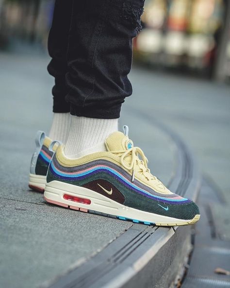 Check it out !👀 👟 #sneakers #list #retro #nike #jordan #adidas #fashion #mens #womens Air Max 97 Outfits, Sean Wotherspoon, Cute Sneakers, Nike Free Shoes, Retro Sneakers, Nike Air Max 97, Sneakers Men Fashion, Air Max 1, Nike Air Max 90