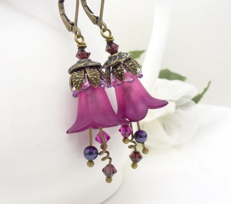 Purple Bell Flowers, Lucite Earrings, Lucite Flower Earrings, Fairy Earrings, Earrings Nature, Botanical Earrings, Romantic Jewelry, Handmade Jewelry Earrings, Romantic Jewellery