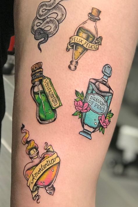 Polyjuice Potion Tattoo, Potion Bottles Tattoo, Goblet Of Fire Tattoo, Potion Bottle Tattoo, Slytherin Tattoo, Harry Potter Potion Bottles, Harry Potter Tattoo Sleeve, Harry Tattoos, Hp Tattoo