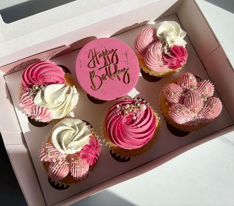 Happy Birthday Cupcakes Ideas For Women, Happy Birthday Cupcakes Ideas, Birthday Cupcakes Ideas For Women, Birthday Cupcake Ideas, Diva Cupcakes, Birthday Cupcakes Ideas, Cupcake Decorating Tips, Cupcakes Ideas, Happy Birthday Cupcakes