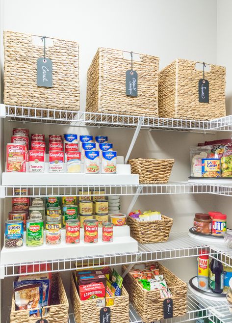 How to Make the Most of Your Small Pantry Closet Small Pantry Closet, Pantry Organization Ideas Shelves, Pantry Redo, Tiny Pantry, Small Kitchen Pantry, Diy Pantry Organization, Pantry Inspiration, Small Pantry Organization, Farmhouse Pantry