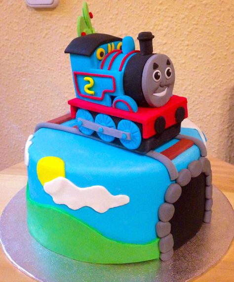 Fondant Tree, Thomas And Friends Cake, Thomas Birthday Cakes, Tank Cake, Thomas The Train Birthday, Thomas Train Cake, Thomas Birthday Parties, Combined Birthday Parties, Thomas Cakes