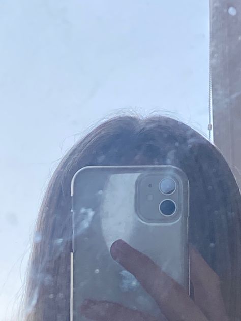 Iphone11 Mirror Selfie, Iphone 11 Mirror Selfie Aesthetic, Iphone 11 Purple Mirror Selfie, Iphone Girls Dp, Iphone Mirror Pics, Iphone 11 Mirror Pic, Mirror Iphone Selfie, Foto Iphone 11, Iphone 11 Selfie