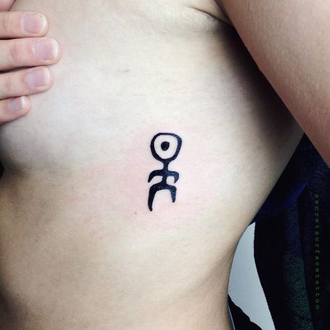 Portishead Tattoo, Nick Cave Tattoo, Petroglyph Tattoo, Prehistoric Tattoo, Biomechanical Tattoo, Nick Cave, Thread Painting, Needle Point, Tattoos Ideas