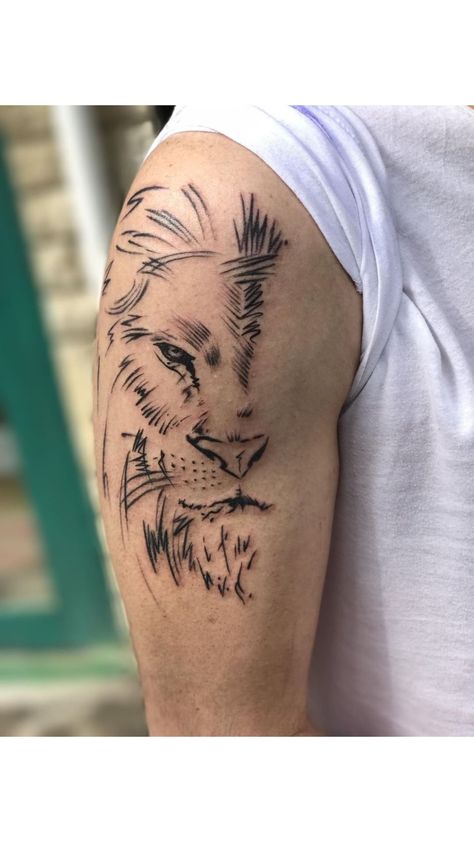 Bicep Lion Tattoo, Lion Tattoo Bicep, Shoulder Lion Tattoo, Lion Tattoo Shoulder, Half Lion Tattoo, Lion Tattoo On Arm, Lion Tattoo Men, Tricep Tattoo Men, Tattoo Lion King