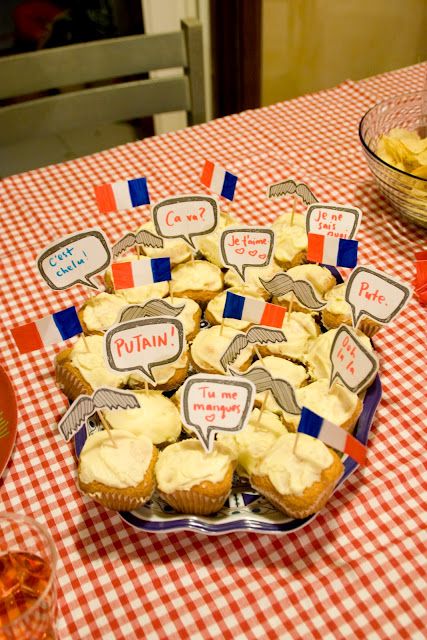 France Presentation, Casino Fundraiser, French Dinner Parties, French Themed Parties, Word Bubbles, French Party, Family Dinner Night, Parisian Party, Paris Birthday Parties