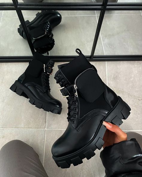 www.ego.co.uk on Instagram: “the boots of the szn 🖤 get them at half price sis! search: FLAME £35/$48 #EgoOfficial” Early Spring Outfits, Current Fashion Trends, Half Price, Petite Outfits, Spring Outfits Casual, Rubber Heels, Custom Shoes, Punk Fashion, Fashion Boots