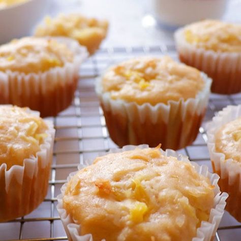 Crushed Pineapple Muffin Recipes, Pineapple Coconut Muffins Recipes, Pineapple Muffins Recipes, Pineapple Slices Recipe, Crushed Pineapple Muffins, Tropical Muffins, Pineapple Coconut Muffins, Coconut Muffin Recipes, Pineapple Muffins