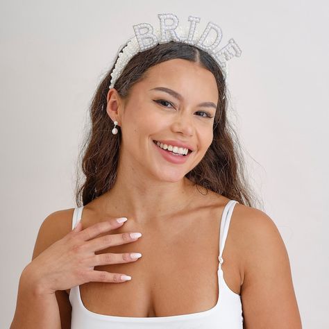 IT’S GIVING BRIDE 💫✨ Stand out from the crowd with the Pearl Bride Headband 🤍 Pearl Bride, Bride Headband, Stand Out From The Crowd, The Pearl, Quick Saves