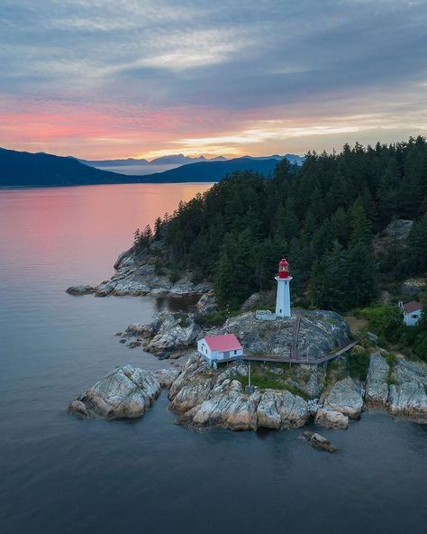 👣 Wander Vancouver 🇨🇦 on Instagram: “// 📸 photo by @anasoptics // #WanderVancouver 💛 . // Visit WanderVancouver.com to find out more info about Lighthouse Park! . 👤 selected by…” Vancouver Travel, Vancouver City, Fir Trees, Downtown Vancouver, Location Photography, Vancouver Canada, Douglas Fir, Vancouver Bc, Vancouver Island