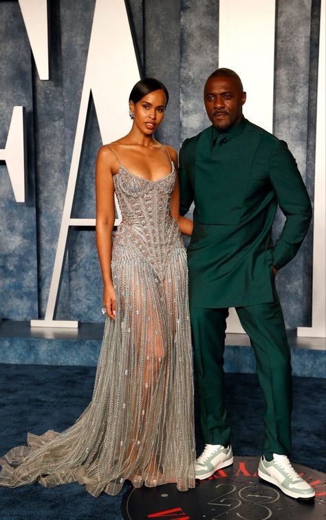 Idris Elba And Sabrina Dhowre, Sabrina Dhowre Elba, Sabrina Elba Style, Oscars After Party 2023, Couple Goal Outfits, Interracial Celebrity Couples, Sabrina Elba, Couples Fashion, Random Objects