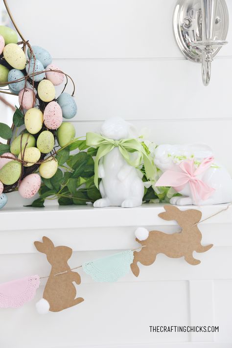 DIY Bunny & Doily Garland - The Crafting Chicks Easter Bunny Garland, Doily Garland, Simple Easter Decor, Easter Inspiration Decor, Easter Mantle, Easter Table Centerpieces, Hunny Bunny, Easter Gathering, Ceramic Bunny