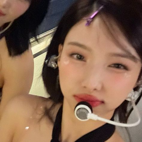 momo and nayeon namo twice matching icon pfp #kpop metadinha Nayeon And Momo Matching Icon, Kpop Matching Icons Twice, Twice Matching Pfp, Namo Twice, Twice Matching Icons, Pfp Kpop, Kpop Pics, Emoji For Instagram, Match Icons