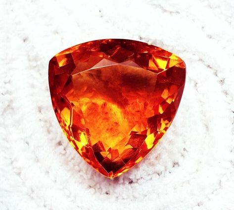 Orange Gemstones, Custom Office, Color Calibration, Diamond Gemstone, Red Yellow, Free Gift, Jewellery And Watches, Orange Color, Loose Diamonds