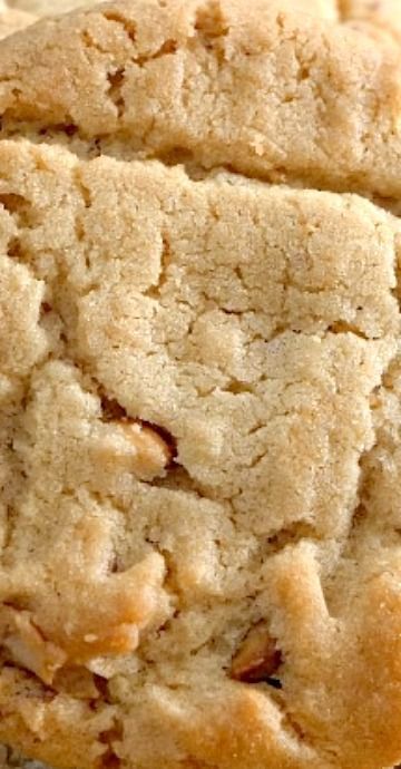 Chunky Peanut Butter Cookies Chunky Peanut Butter Cookies, Classic Peanut Butter Cookies, Chunky Peanut Butter, Favorite Dessert Recipes, Sweet Recipes Desserts, Best Cookie Recipes, Butter Recipe, Peanut Butter Cookies, Favorite Cookies