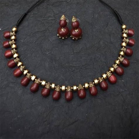 Simple Terracotta Jewellery, Teracotta Ideas, Maroon Choker, Unique Choker Necklaces, Unique Choker, Terracotta Jewellery Making, Choker Necklace Online, Terracotta Jewellery Designs, Handmade Clay Jewelry