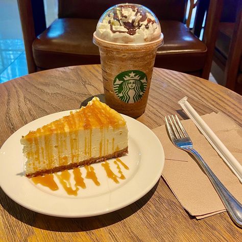 Starbucks Cheesecake, Cheesecake Starbucks, Coffee Cheesecake, Starbucks Coffee, Cheesecake, Bread, Cheese, Coffee, Collage