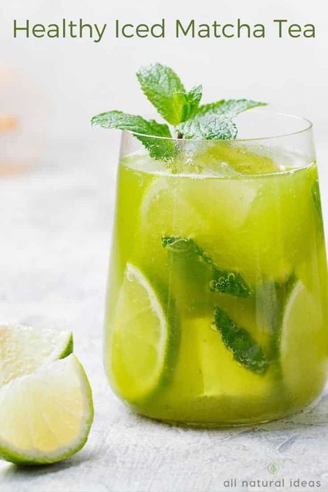 Cool off any time with some cold matcha tea drinks. It's simple to make this healthy drink with the green tea powder and fresh fruit for enhanced flavor. #matcha #icedtea #greentea #matchatea | allnaturalideas.com via @allnaturalideas Matcha Tea Recipes, Juices To Make, Matcha Drink Recipes, Green Drink, Matcha Recipes, Green Tea Recipes, Matcha Drink, Matcha Recipe, Iced Tea Recipes